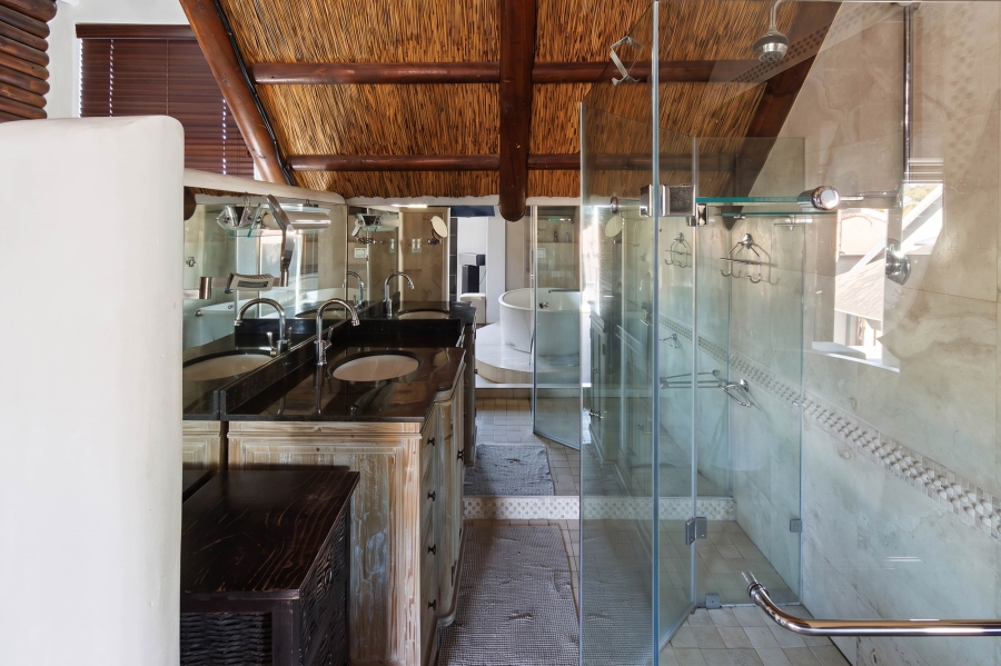 4 Bedroom Property for Sale in Goedehoop Western Cape
